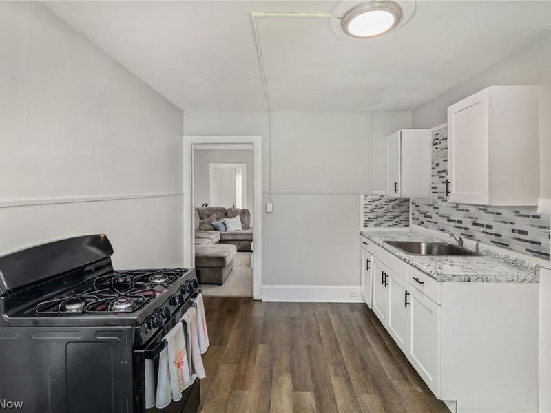 3122 W 30th Street, Cleveland, OH 44109 Photo 8