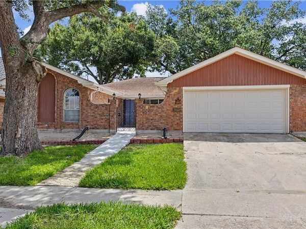 56 GELPI Avenue , Kenner, LA 70065