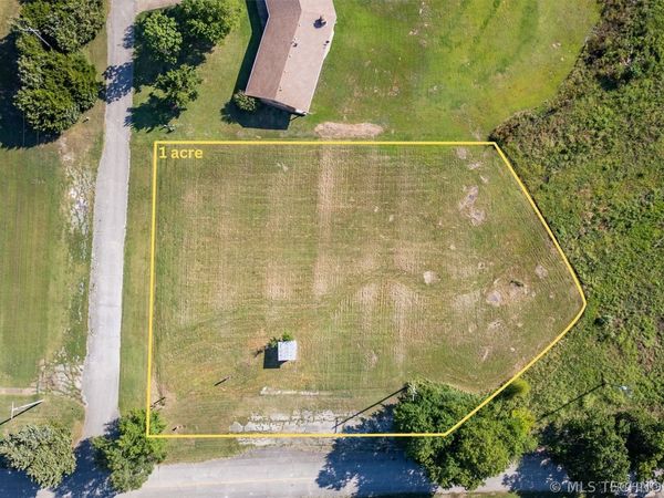 County Road 3022 , Bartlesville, OK 74003