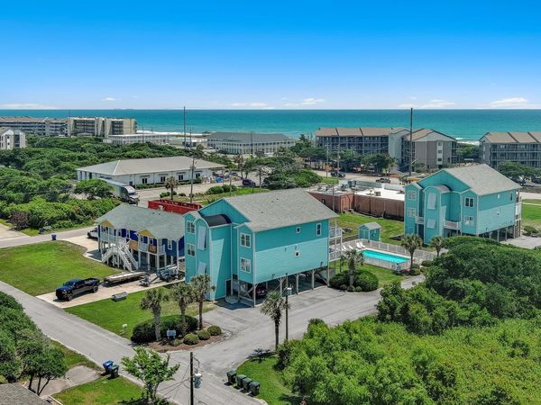 105 Beachwood Drive, Unit 1c Blue Wa, Atlantic Beach, NC 28512
