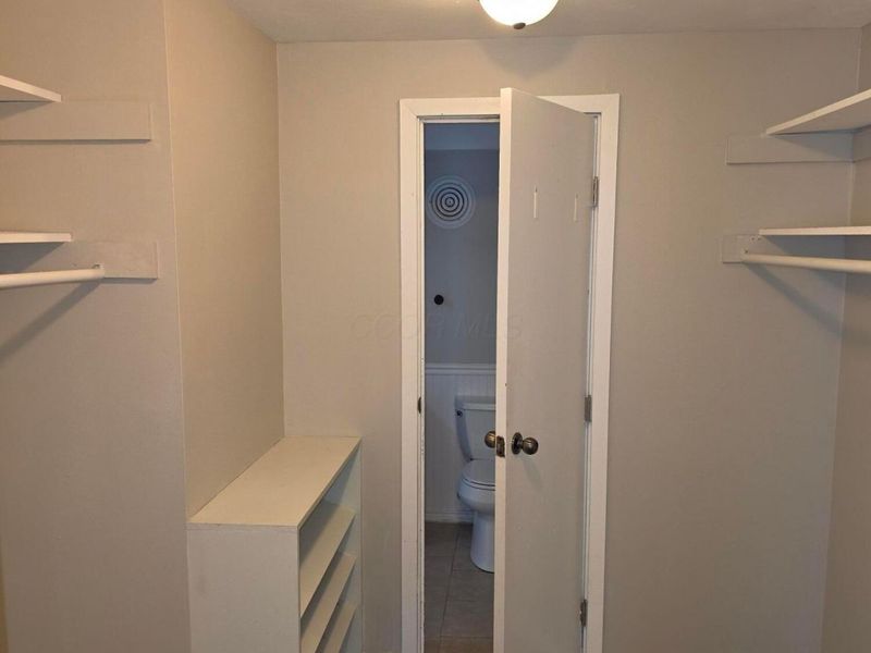 130 Brandywine Drive, Unit M, Westerville, OH 43081 Photo 11