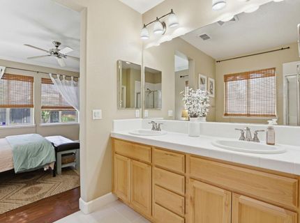 9817 Kugler Way, Elk Grove, CA 95757 Photo