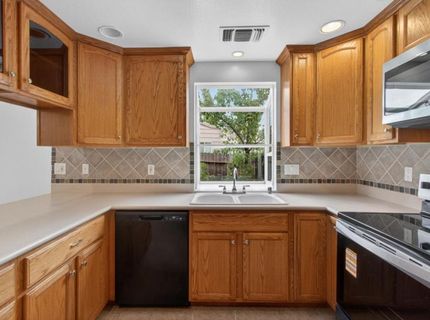 6013 Ellerslee Dr, Carmichael, CA 95608 Photo