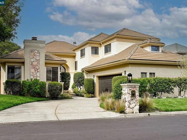 715 Blue Spruce Dr , Danville, CA 94506