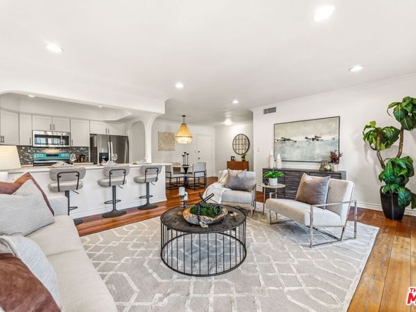 12500 Huston Street , Unit 104, Valley Village, CA 91607