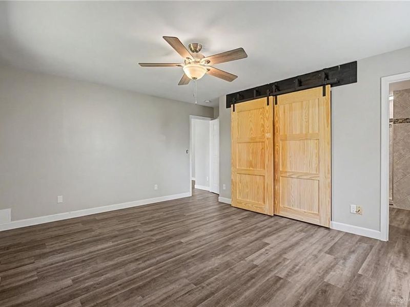 8781 Emeraldgate Drive, Huber Heights, OH 45424 Photo 17