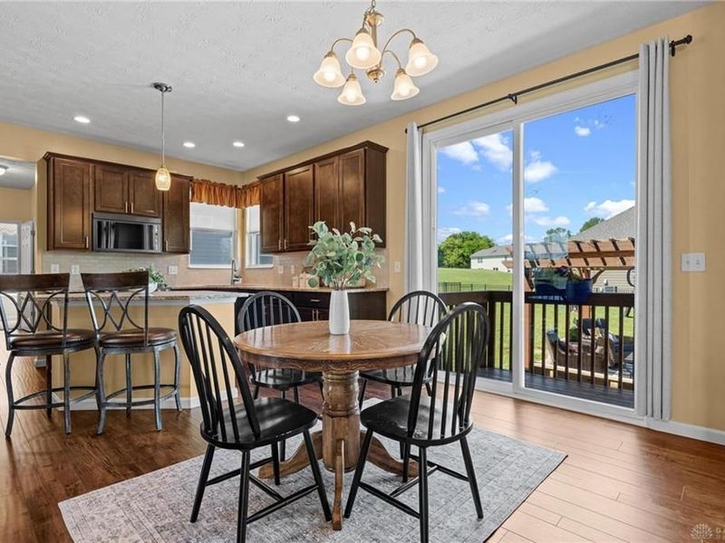 1687 Sunset Creek Court, Sugarcreek Township, OH 45305 Photo 18