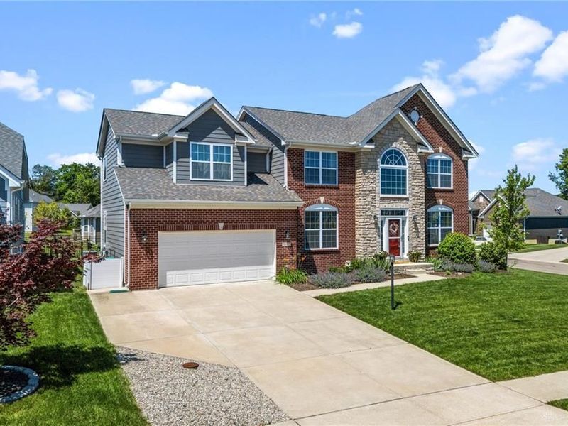 1687 Sunset Creek Court, Sugarcreek Township, OH 45305 Photo 2