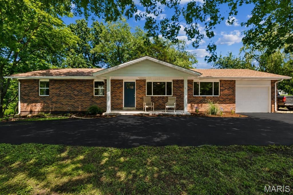 1740 Parr Road , Wentzville, MO 63385 Main Photo