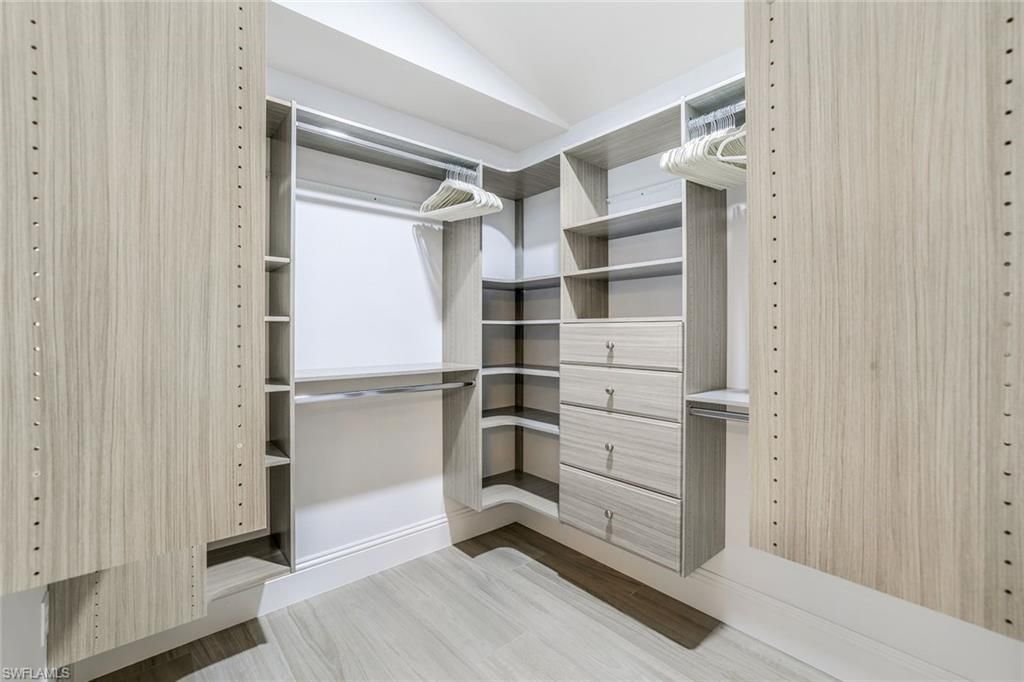 914 Marble Dr , Naples, FL 34104 Photo