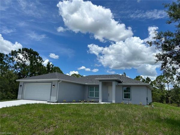 439 Rathburn ST , LEHIGH ACRES, FL 33974