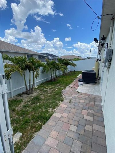 2017 NW 1st Ave , Cape Coral, FL 33993 Photo