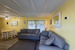 1839 Lark Dr.  photo 4