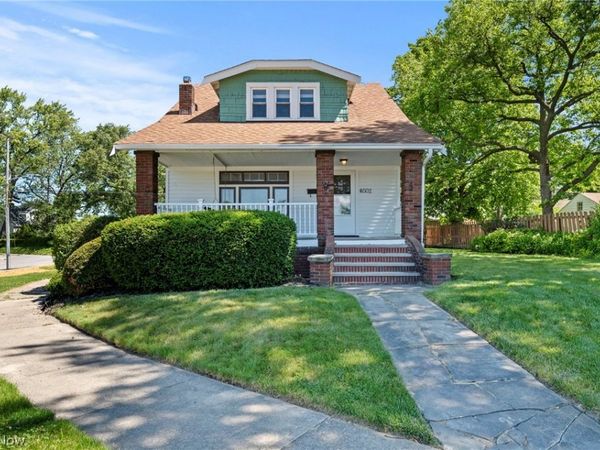 6502 Renwood Drive, Parma, OH 44129