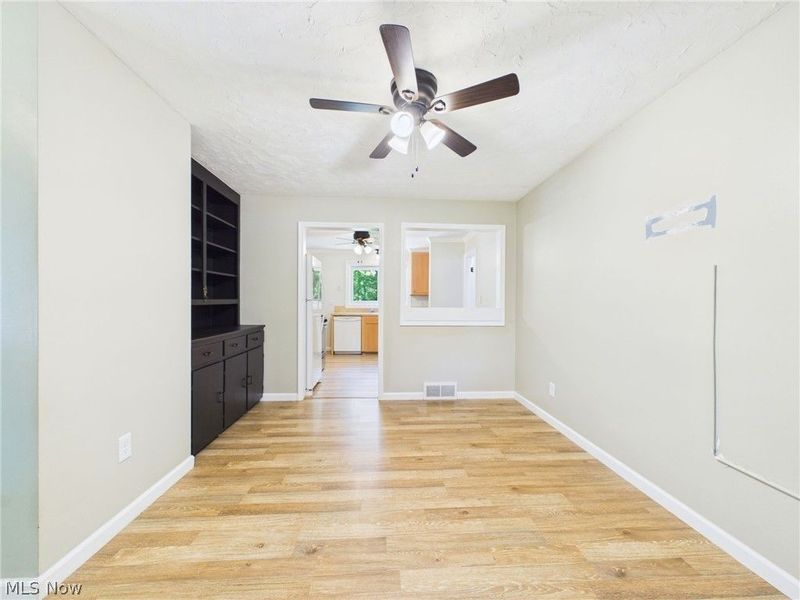 2542 Circle Drive, Painesville, OH 44077 Photo 8