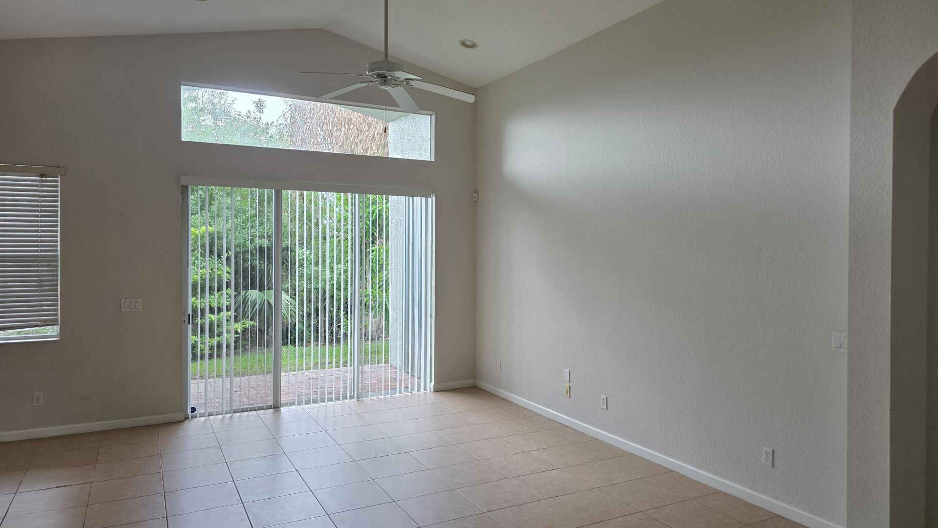 2264 SW Newport Isles Boulevard, Port Saint Lucie, FL 34953 Photo