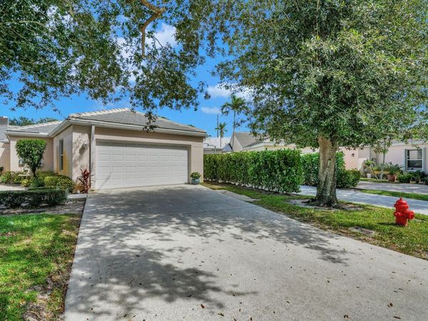 1022 Island Manor Drive, Greenacres, FL 33413