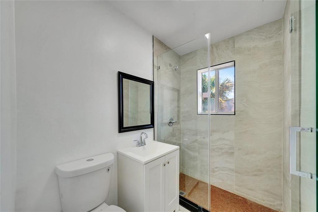 323 Elm Street, Unit 7, Hollywood, FL 33019 Photo