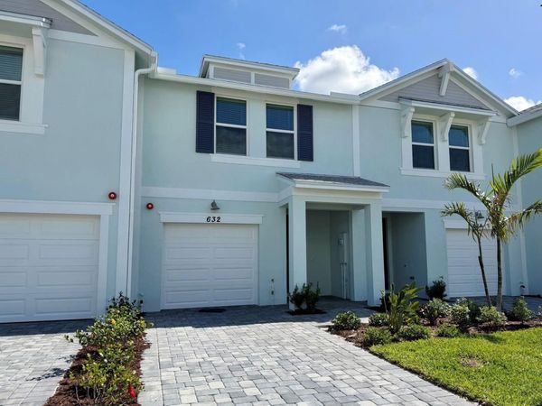 632 Salisbury Circle, Fort Pierce, FL 34982