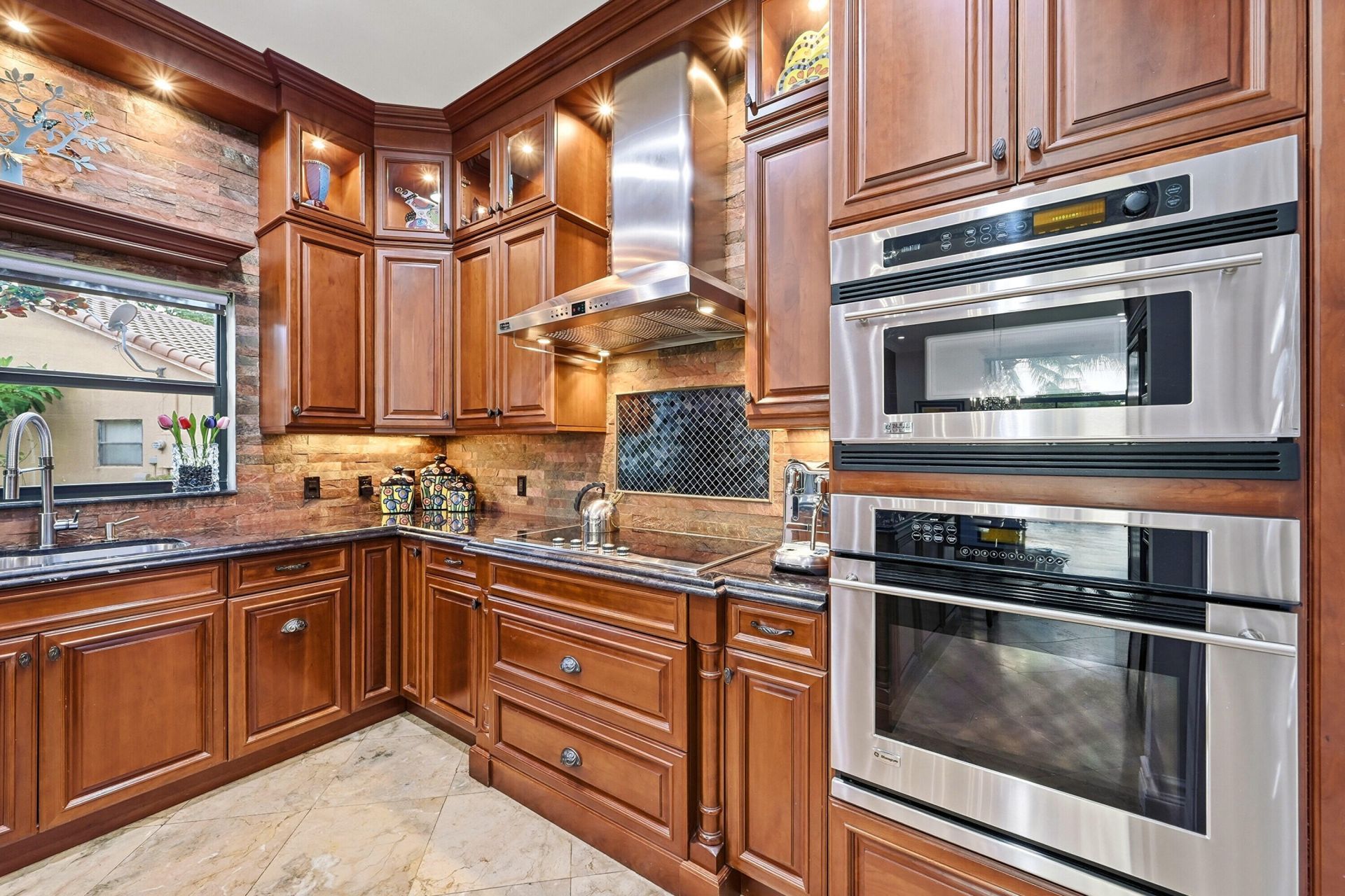 4704 NW 99th Lane, Coral Springs, FL 33076 Photo