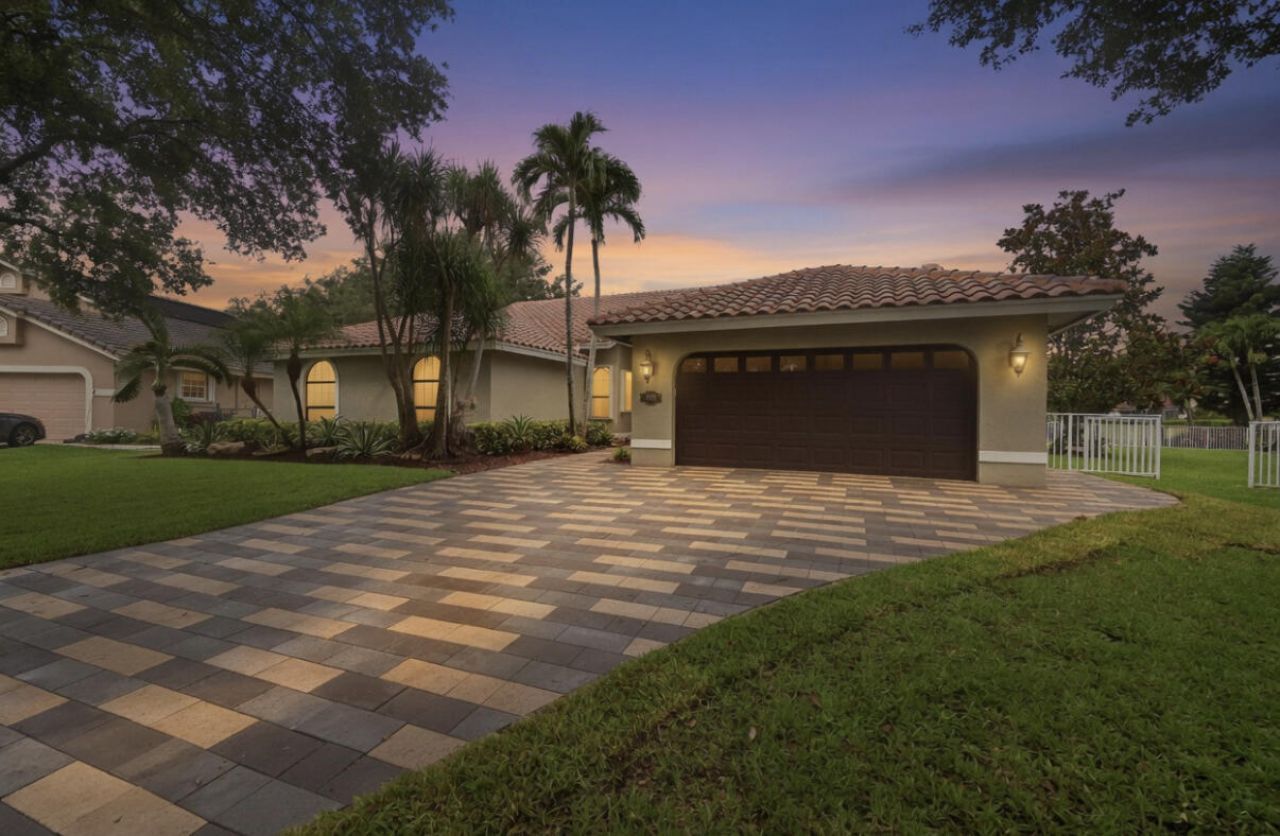 4704 NW 99th Lane, Coral Springs, FL 33076 Photo