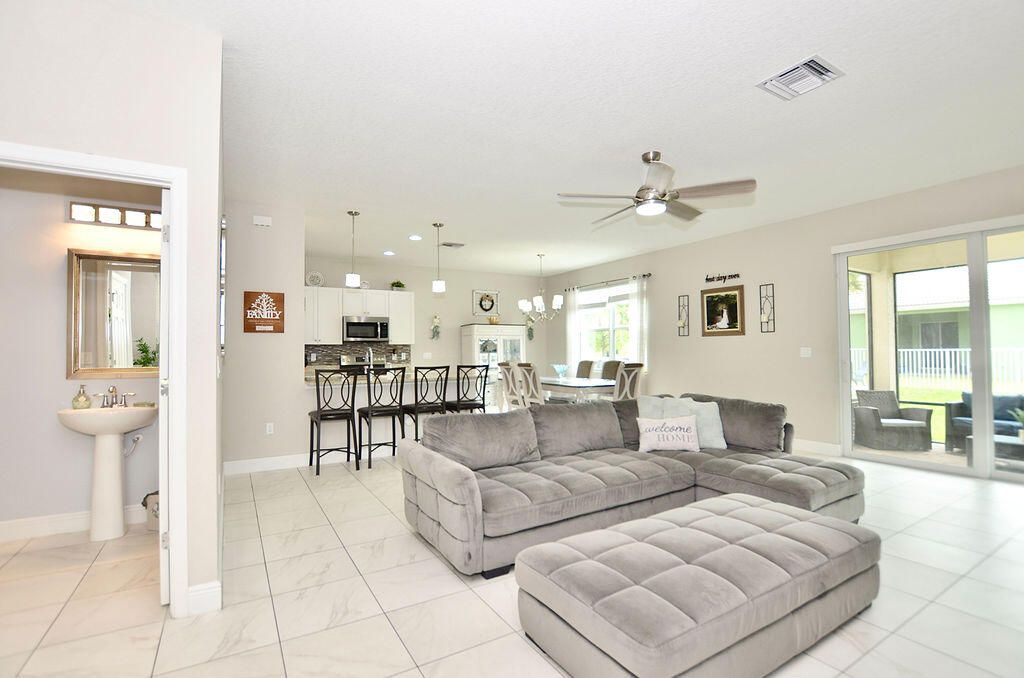 1945 NW Cataluna Circle, Port Saint Lucie, FL 34986 Photo