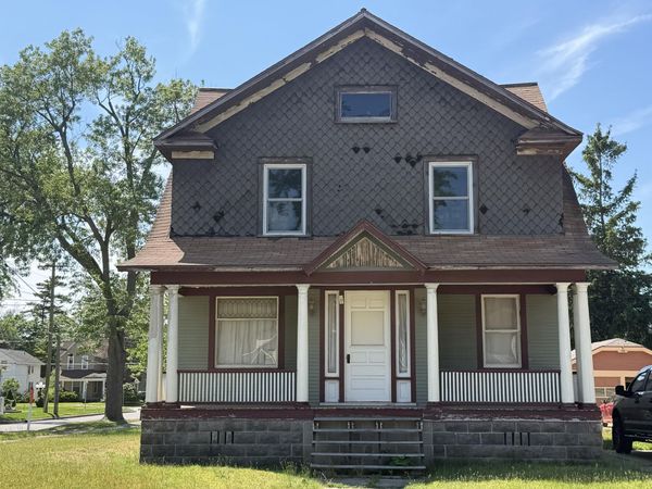 1541 Clinton Street, Muskegon, MI 49442