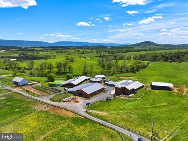 137-A BRADY LANE , MOUNT JACKSON, VA 22842