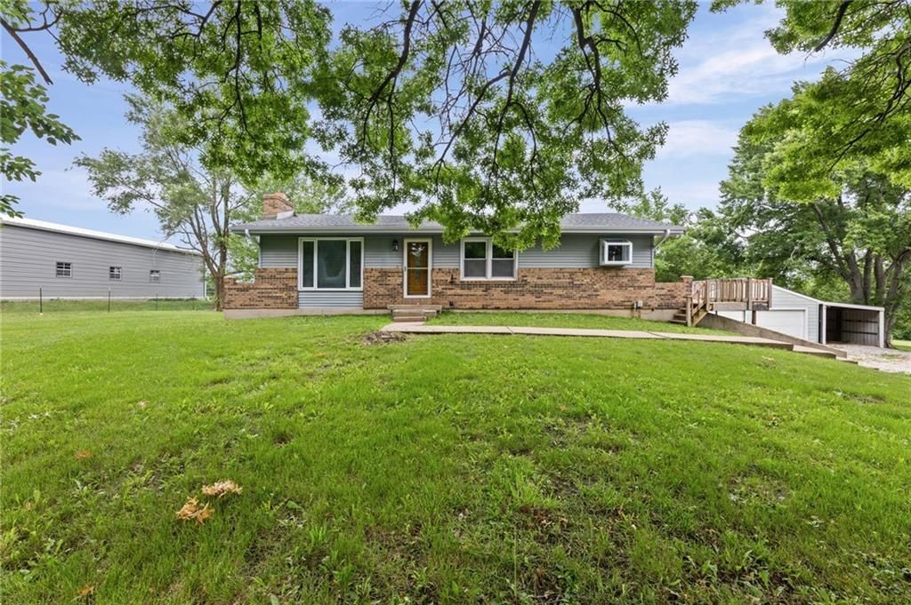 20875 251st Street, Tonganoxie, KS 66086 Main Photo