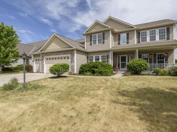 N116W17834 Blackstone Cir, Germantown, WI 53022