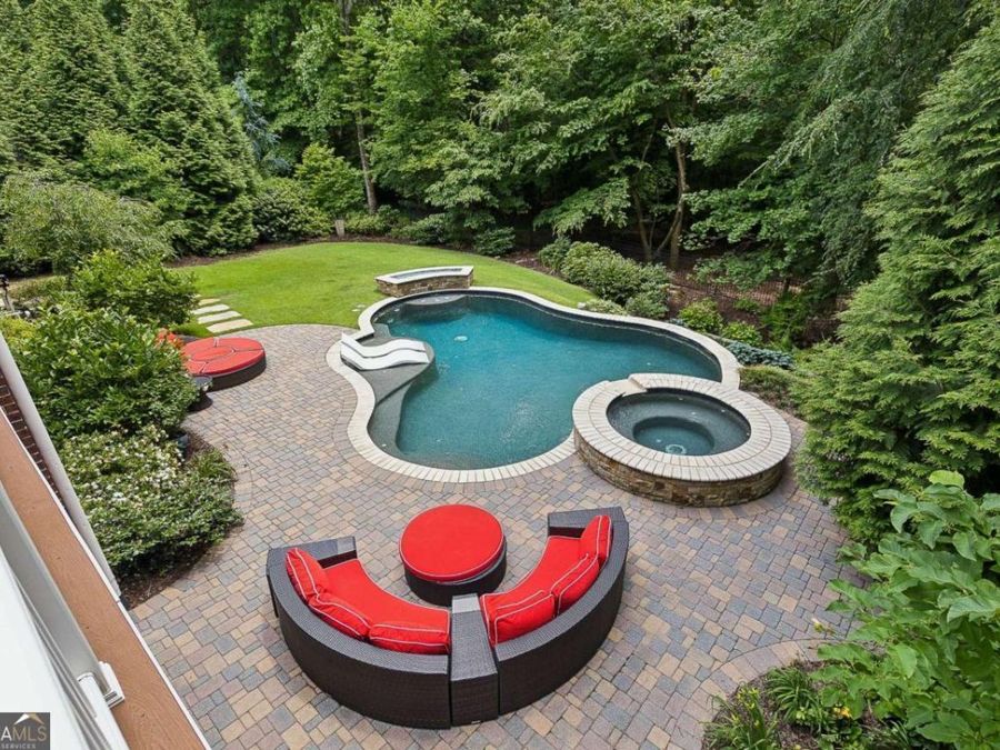 Property Image 12