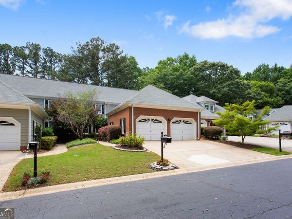 3712 Wedgewood Chase, Peachtree Corners, GA 30092