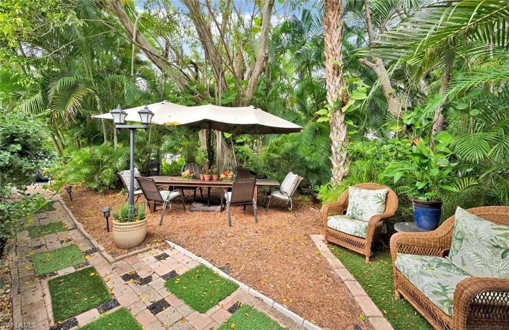 1245 Solana Rd , Naples, FL 34103 Photo