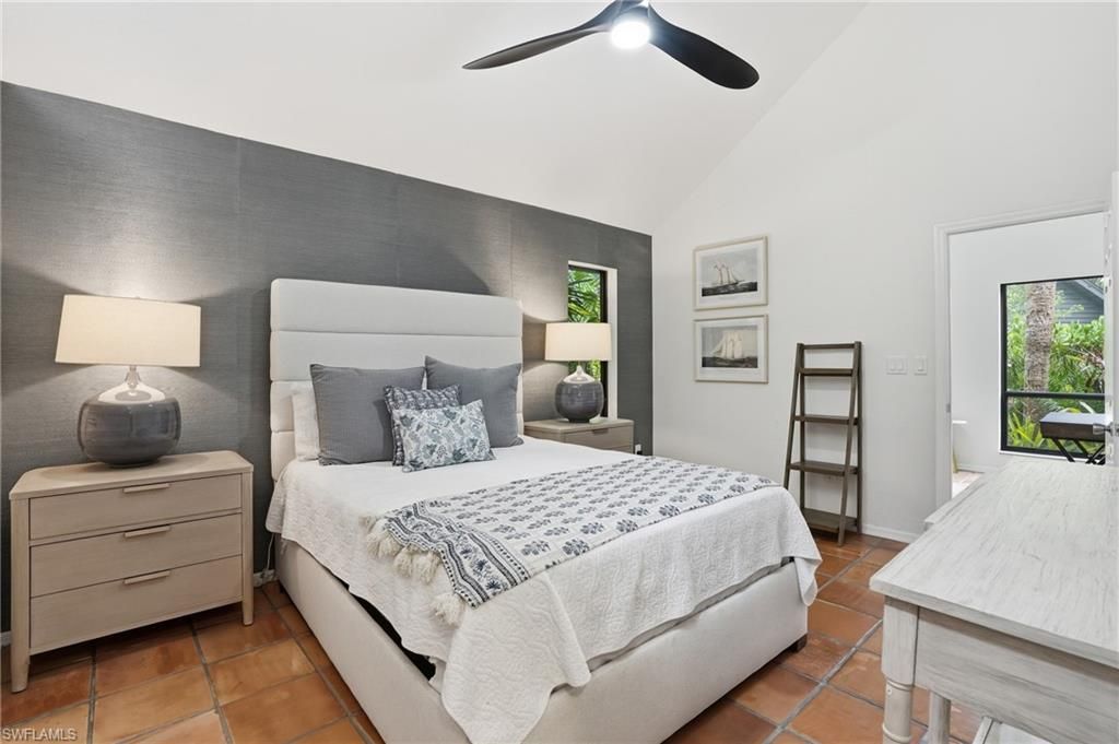 1245 Solana Rd , Naples, FL 34103 Photo