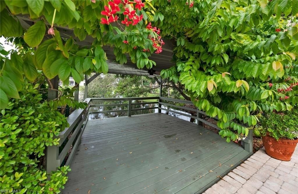 1245 Solana Rd , Naples, FL 34103 Photo