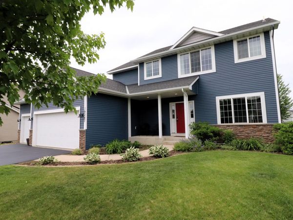 19247 Hilldale Avenue, Lakeville, MN 55044