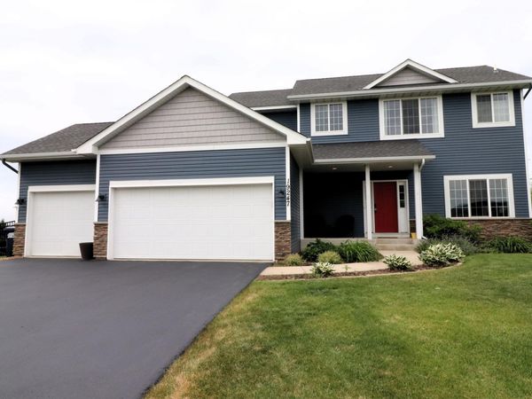 19247 Hilldale Avenue, Lakeville, MN 55044