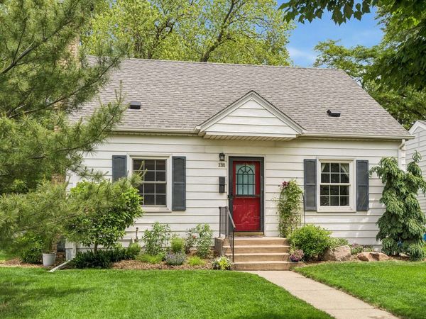 3301 Brownlow Avenue , Saint Louis Park, MN 55426