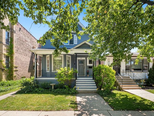 4949 W Winona Street , Chicago, IL 60630