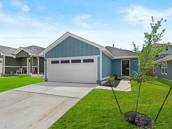 118 Schuenemann WAY, Uhland, TX 78640