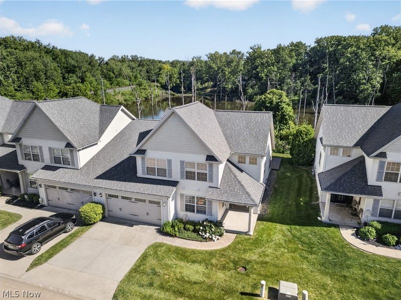 312 Lake Breeze Cove, Eastlake, OH 44095 Photo 2