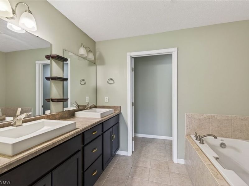 312 Lake Breeze Cove, Eastlake, OH 44095 Photo 30