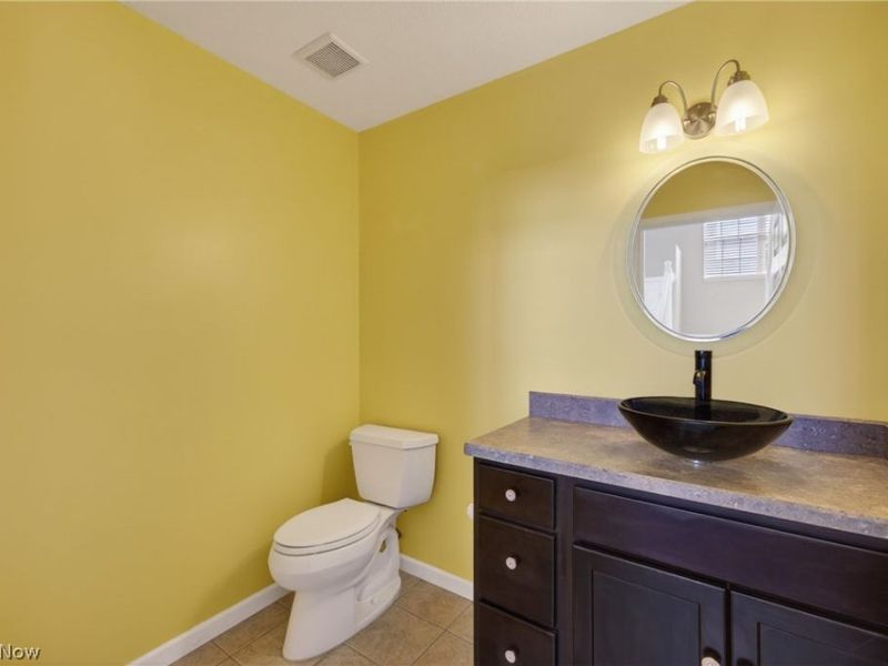 312 Lake Breeze Cove, Eastlake, OH 44095 Photo 9