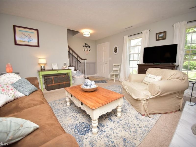 1022 S Court Street , Medina, OH 44256 Photo 8