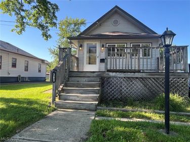 363 Spring Street, Struthers, OH 44471