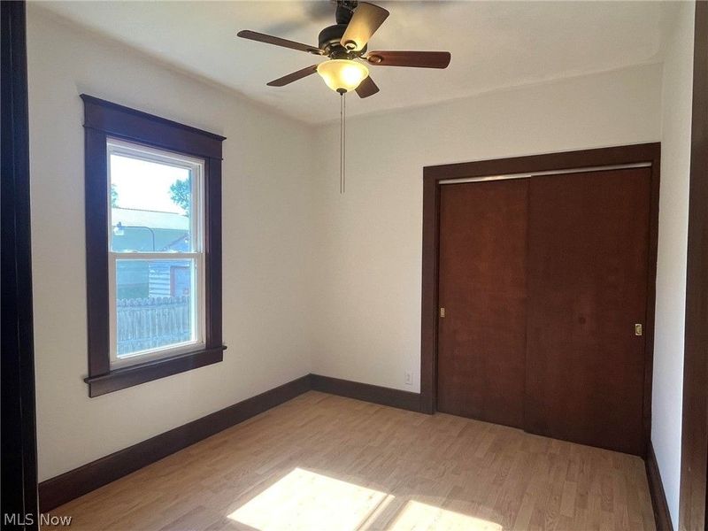 363 Spring Street , Struthers, OH 44471 Photo 16