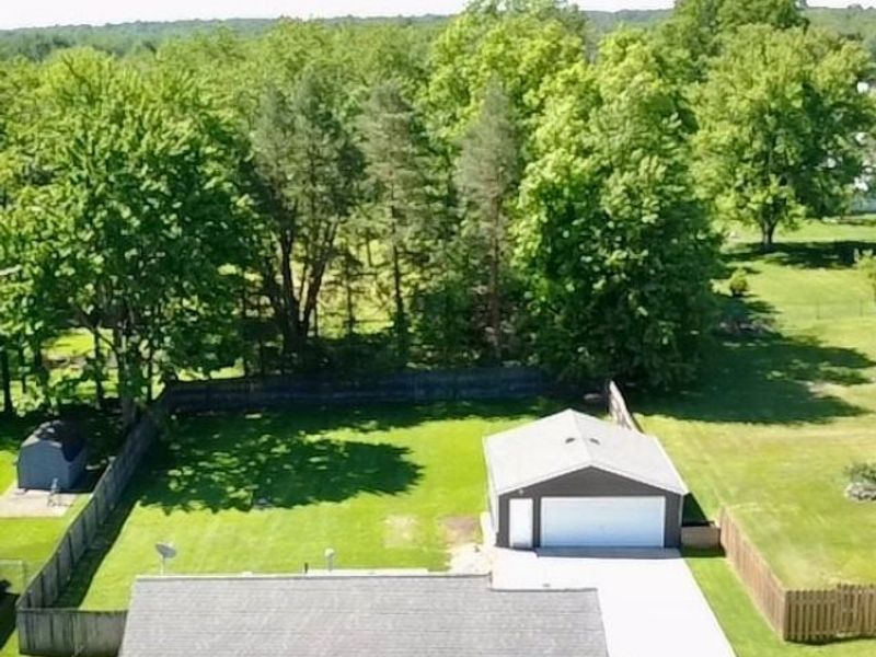 3762 Laurel Road, Brunswick, OH 44212 Photo 2