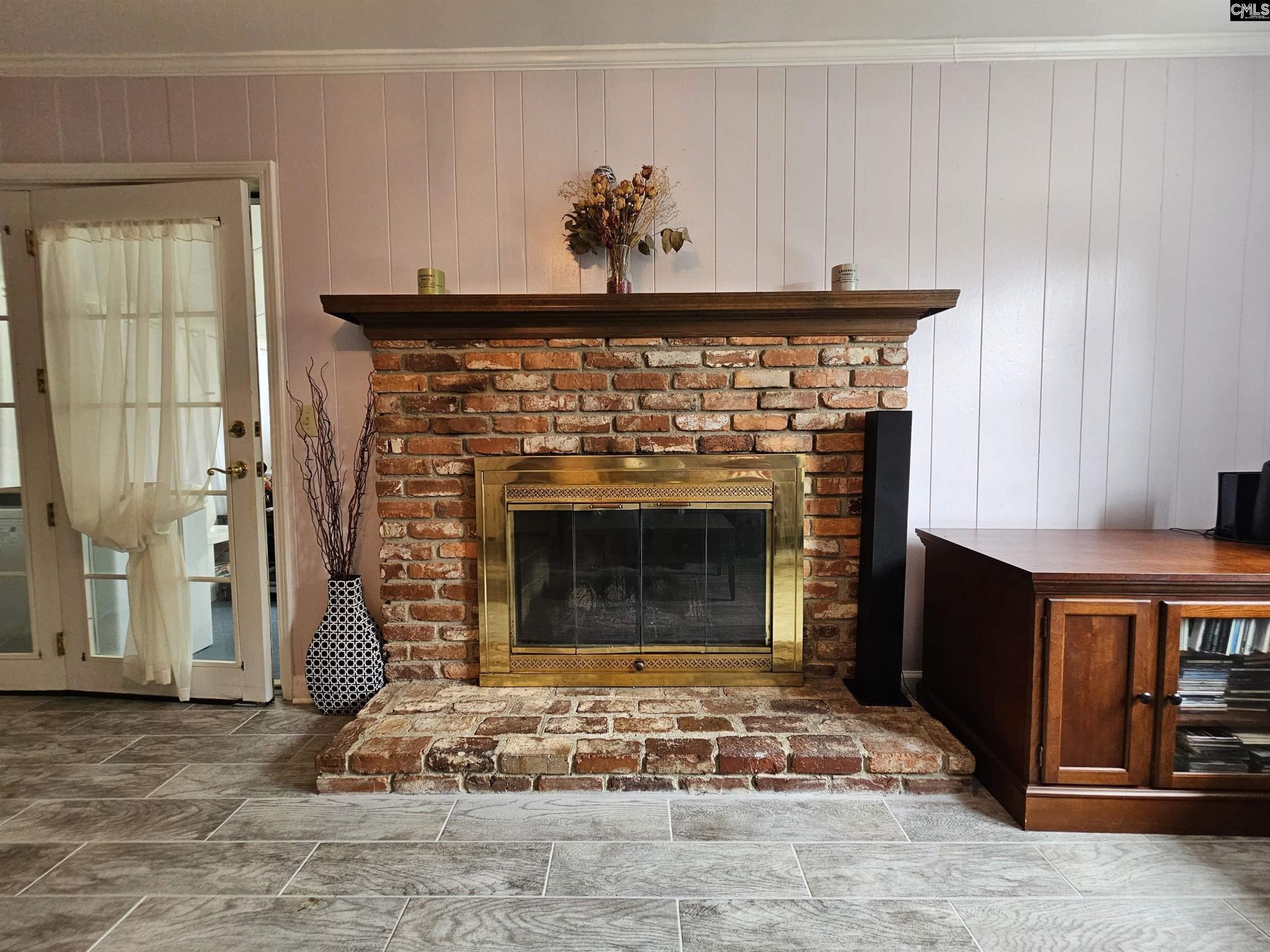 625 Challedon Drive  Photo 23