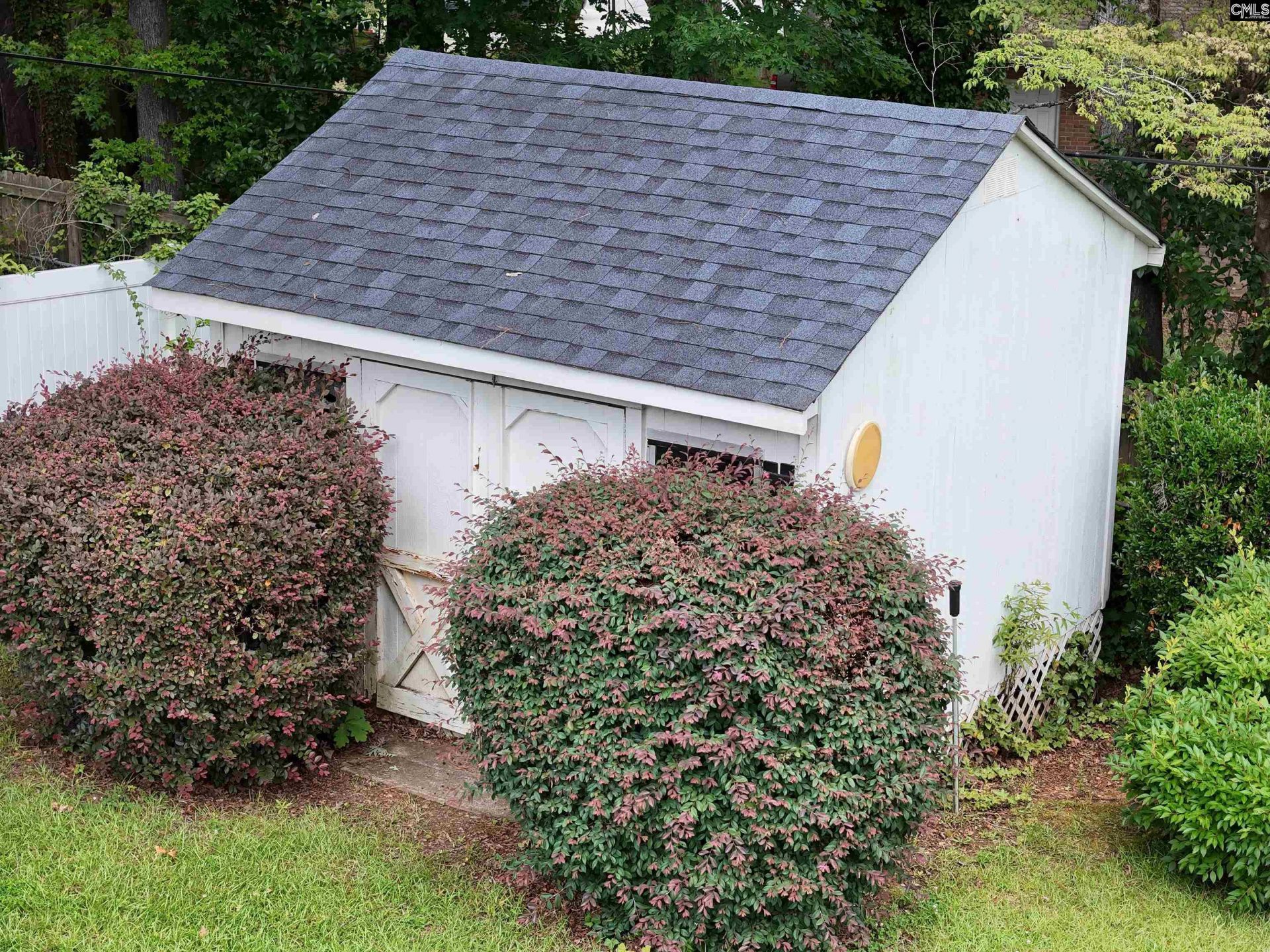 625 Challedon Drive  Photo 29