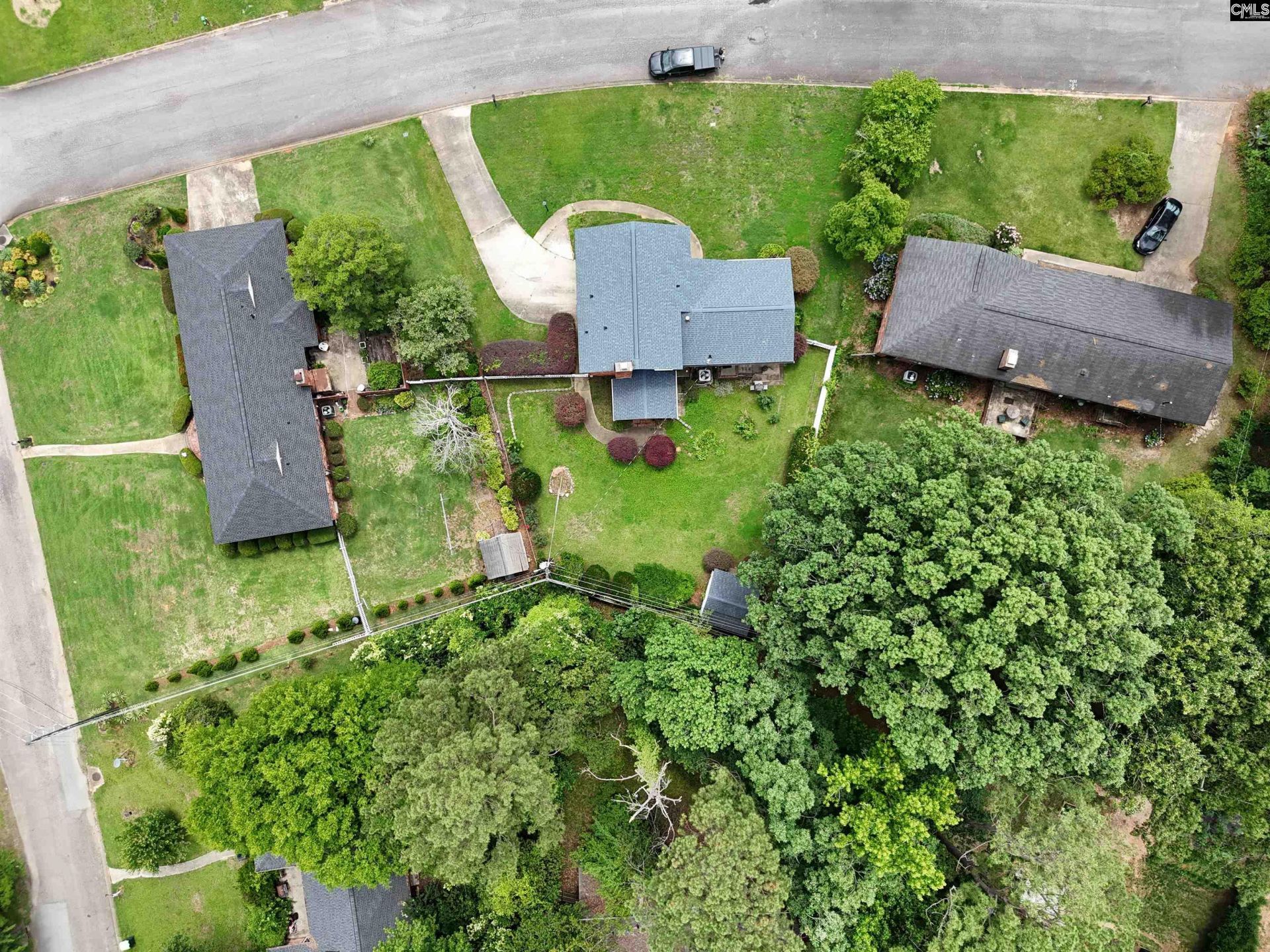 625 Challedon Drive  Photo 33